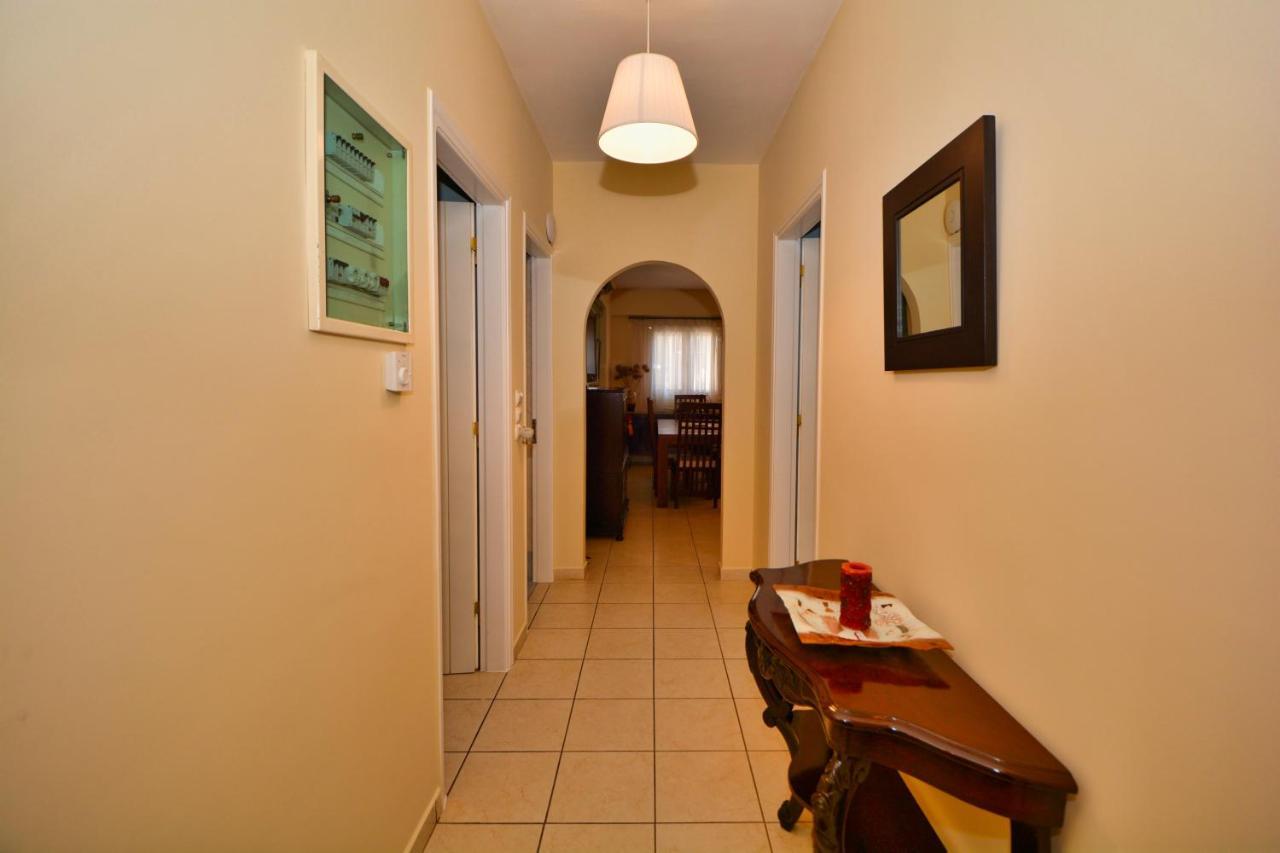 Tzofa'S Apartment Ermioni Ngoại thất bức ảnh