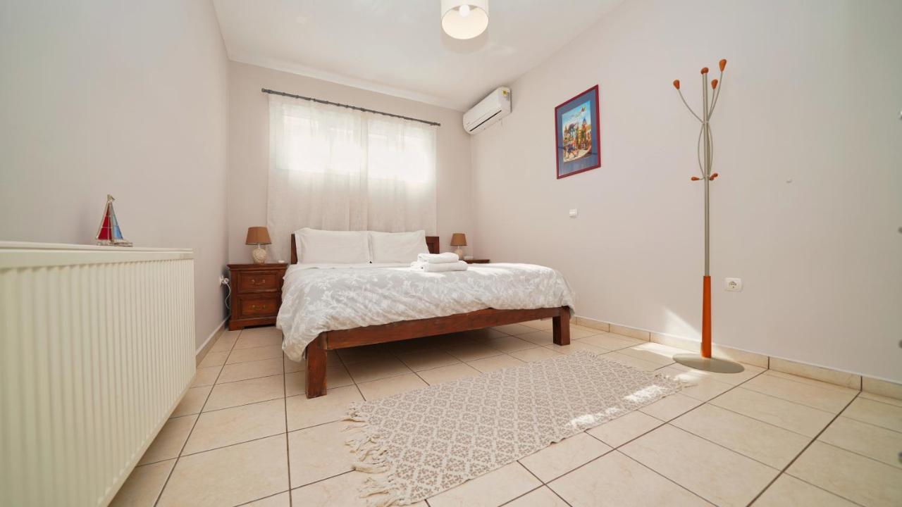 Tzofa'S Apartment Ermioni Ngoại thất bức ảnh