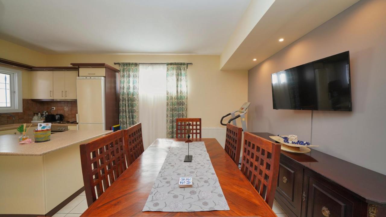 Tzofa'S Apartment Ermioni Ngoại thất bức ảnh